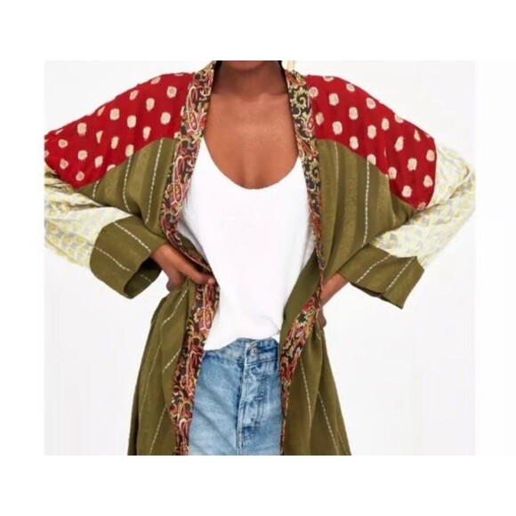 ZARA Kimono Size Medium Printed Lapel Long Open Front Patchwork Shimmer Boho - Picture 7 of 8